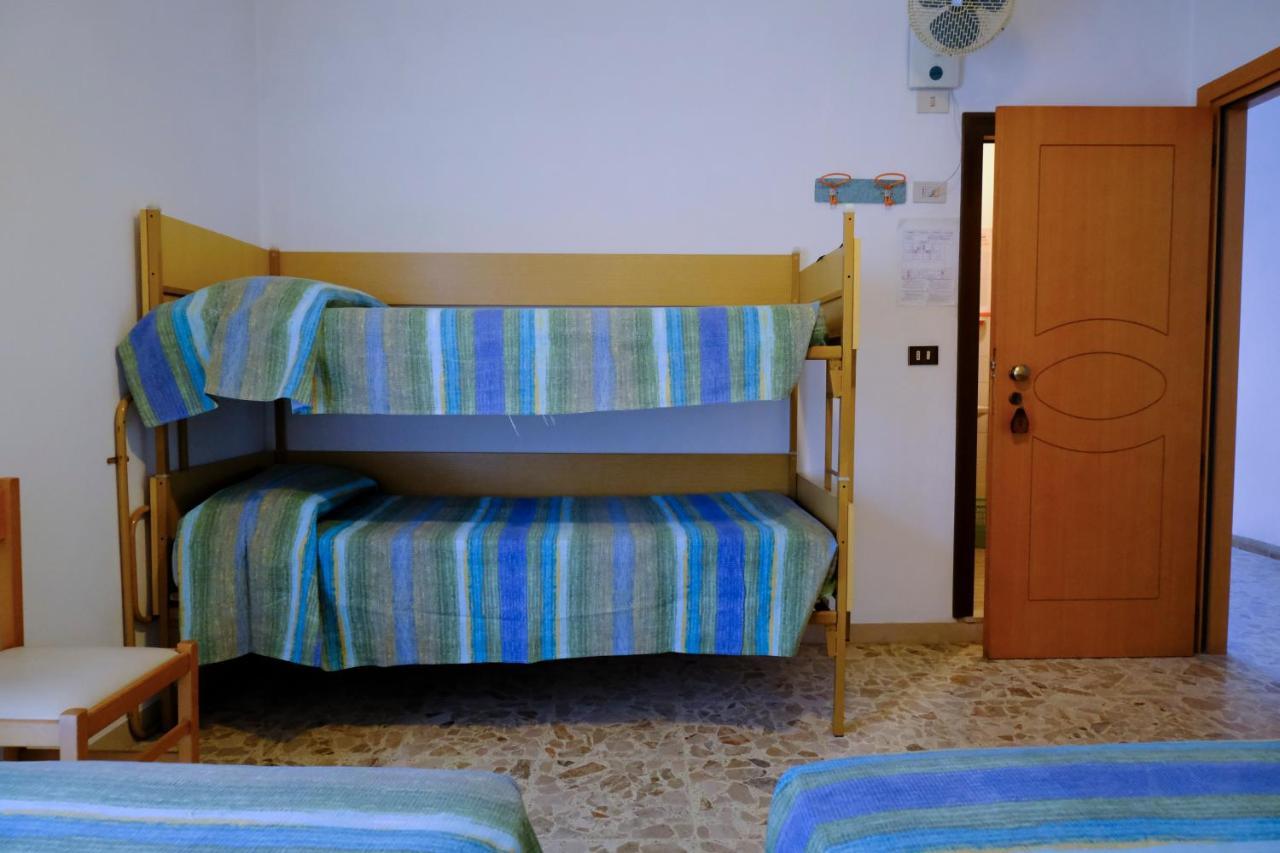 Hotel Chiara Rimini Exteriér fotografie